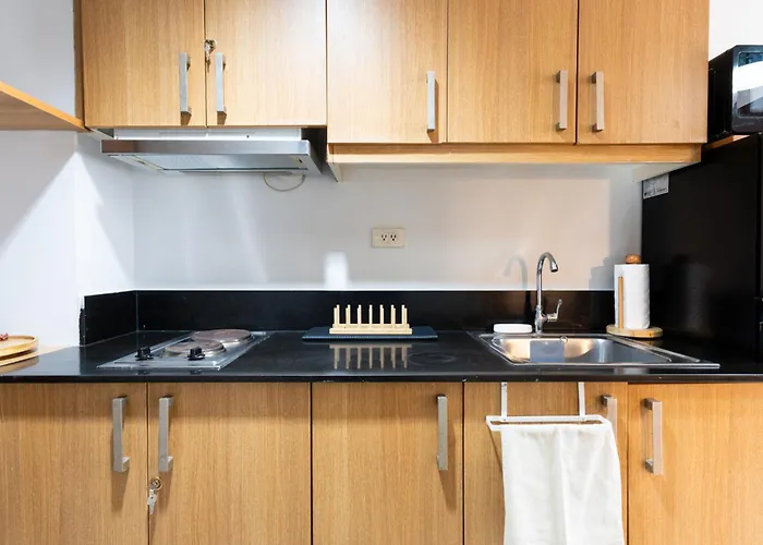 Apartamento Brand New Japandi 1br With Pool View Near Moa & Naia Manila